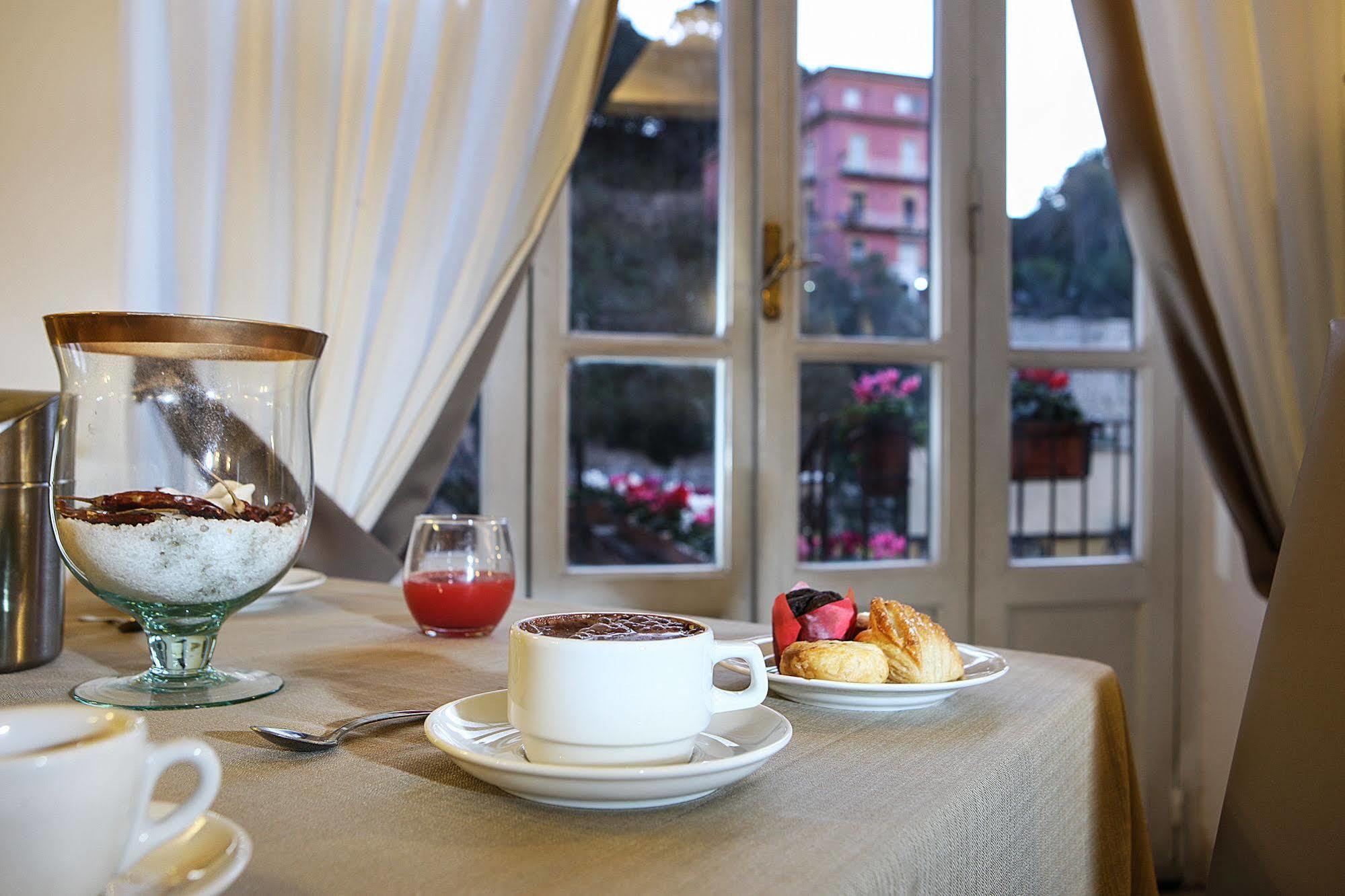 Grand Hotel Capodimonte Nápoles Exterior foto